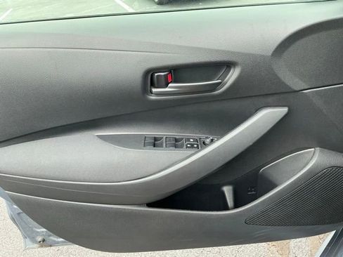 Used 2024 Toyota Corolla LE FWD image 12