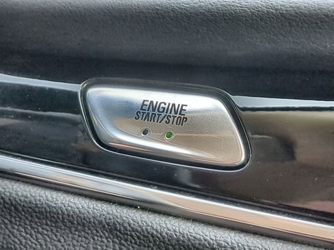 Used 2023 Buick Enclave Avenir w/ Avenir Technology Package image 17