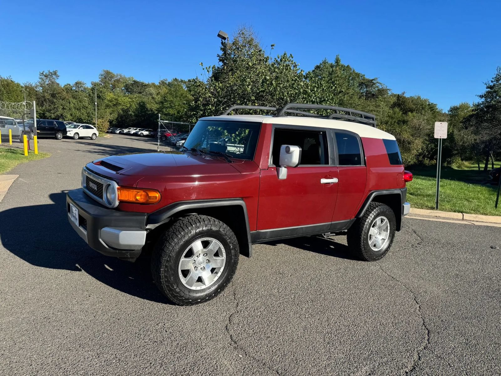 Used 2010 Toyota FJ Cruiser 4WD w/ Upgrade Pkg 2 image 7