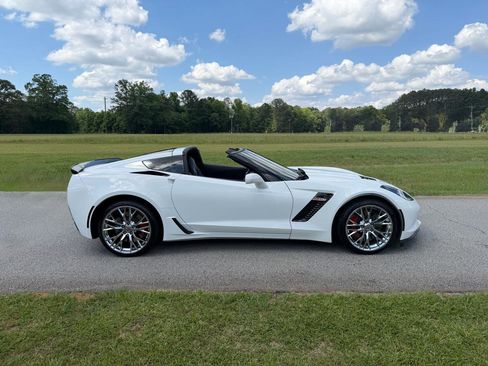 Used 2015 Chevrolet Corvette Z06 w/ 2LZ Preferred Equipment Group RWD image 8