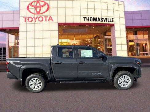 New 2026 Toyota Tacoma SR5 image 4
