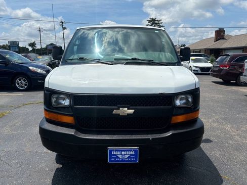 Used 2004 Chevrolet Express 1500 RWD image 2
