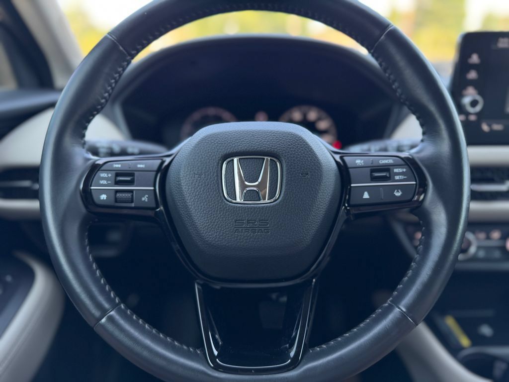 Used 2023 Honda HR-V EX-L image 17