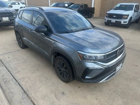 Used 2024 Volkswagen Taos S image 1