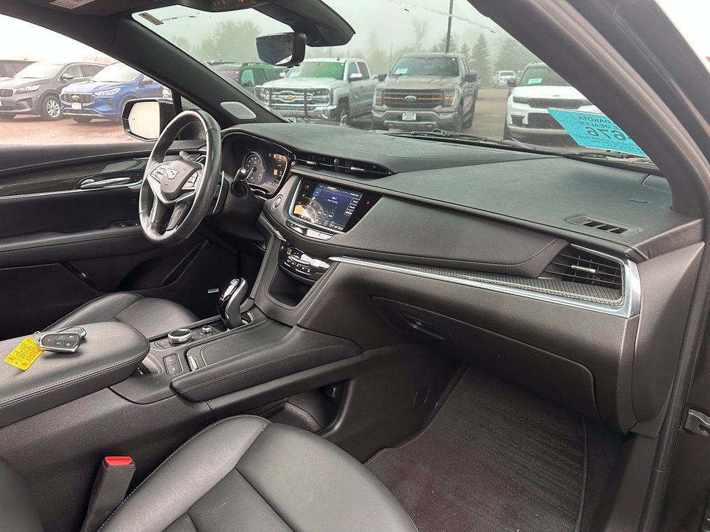 Used 2023 Cadillac XT5 Sportv w/ Technology Package AWD/4WD image 30