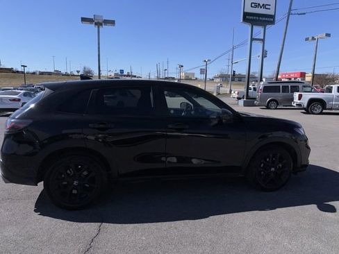 Used 2025 Honda HR-V Sport image 9