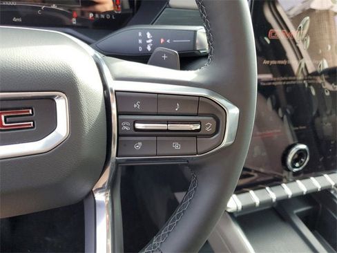 New 2026 GMC Acadia Elevation image 27