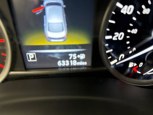 Used 2018 Nissan Sentra S image 32