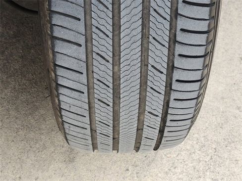 Used 2020 GMC Acadia Denali w/ Trailering Package image 11