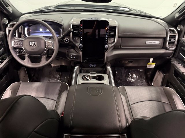 Used 2026 RAM 2500 Laramie AWD/4WD image 36