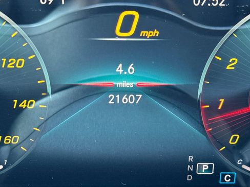 Certified 2022 Mercedes-Benz GLB 250 image 36