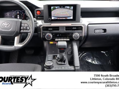 Used 2025 Toyota 4Runner TRD Off-Road AWD/4WD image 9