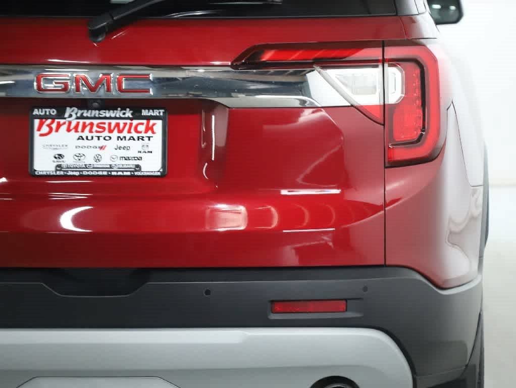 Used 2020 GMC Acadia SLE w/ Driver Convenience Package FWD image 45