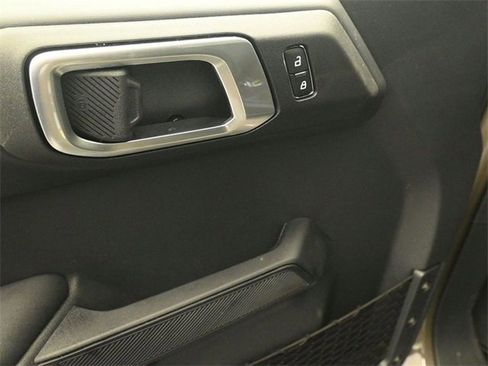 New 2026 Ford Bronco Outer Banks image 13