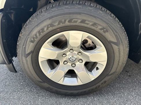 Used 2025 RAM 1500 Tradesman AWD/4WD image 8
