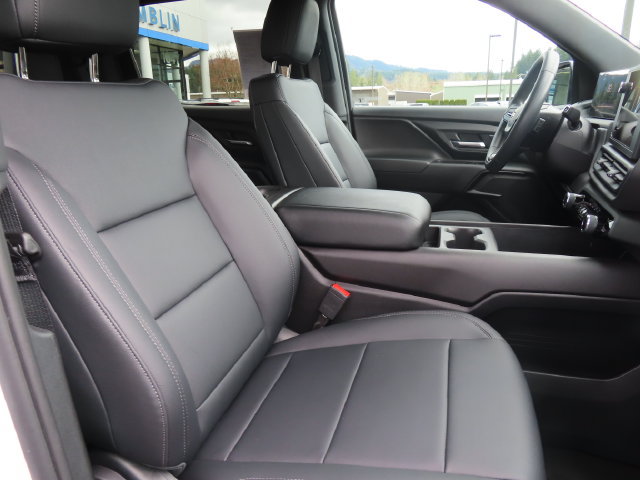 Certified 2025 Chevrolet Silverado EV W/T AWD/4WD image 38
