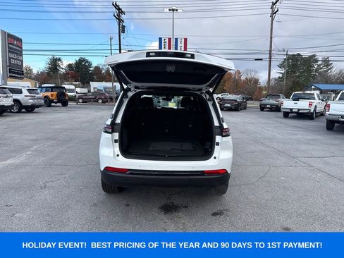 New 2025 Jeep Grand Cherokee Limited w/ Luxury Tech Group II image 44