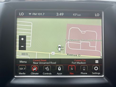 Used 2018 Jeep Grand Cherokee Overland image 24