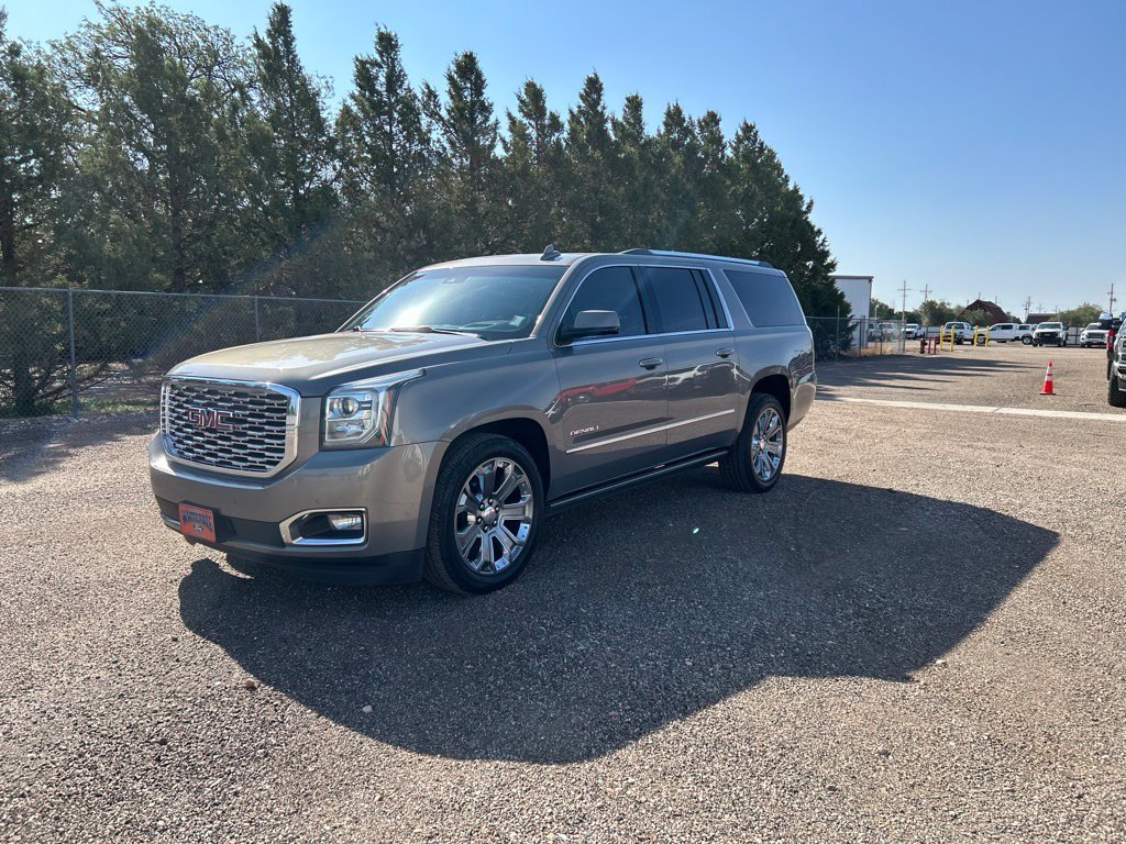 Used 2019 GMC Yukon XL Denali AWD/4WD image 2