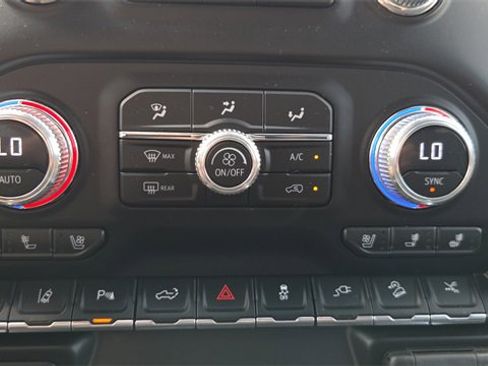 Used 2023 GMC Sierra 2500 Denali w/ Denali Ultimate Package image 28