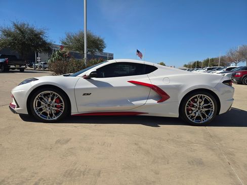 Used 2023 Chevrolet Corvette 3LT w/ Z51 Performance Package image 4