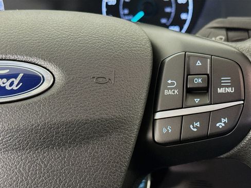 Used 2023 Ford E-Transit Low Roof image 14