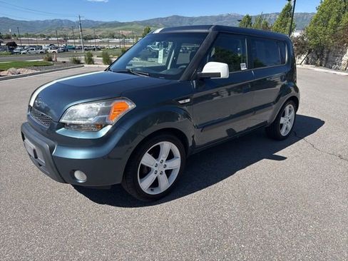 Used 2010 Kia Soul + w/ Denim Special Edition Pkg FWD image 1
