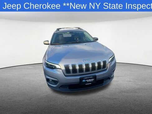 Used 2019 Jeep Cherokee Latitude w/ Popular Appearance Group image 3