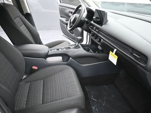 New 2026 Honda HR-V LX image 10