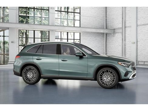 New 2026 Mercedes-Benz GLC 300 4MATIC image 14
