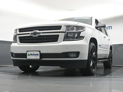 Used 2020 Chevrolet Tahoe Premier w/ Premier 6.2L Value Package AWD/4WD image 7