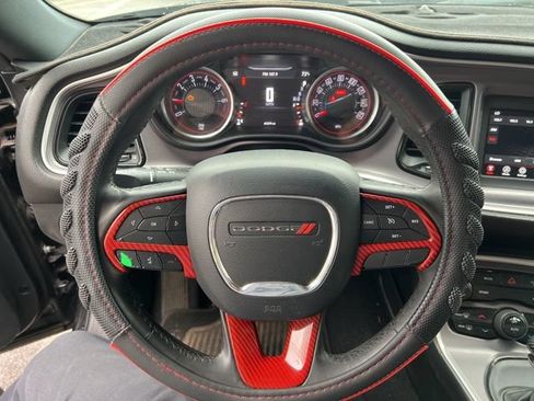 Used 2019 Dodge Challenger SXT AWD/4WD image 10