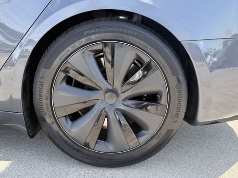 Used 2021 Tesla Model S Long Range image 14