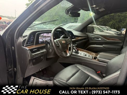 Used 2023 Cadillac Escalade ESV Luxury AWD/4WD image 13