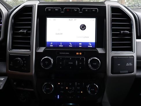 Used 2020 Ford F350 Lariat w/ Chrome Package AWD/4WD image 34