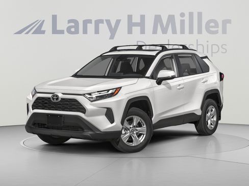 Used 2022 Toyota RAV4 XLE AWD/4WD image 1