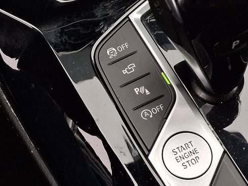 Used 2023 BMW X4 xDrive30i image 28