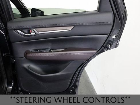 New 2025 MAZDA CX-5 Signature image 21