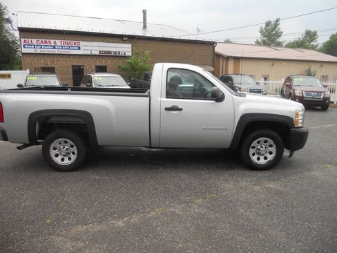 Used 2013 Chevrolet Silverado 1500 W/T RWD image 25