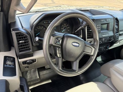 Used 2018 Ford F150 XL w/ Trailer Tow Package AWD/4WD image 9