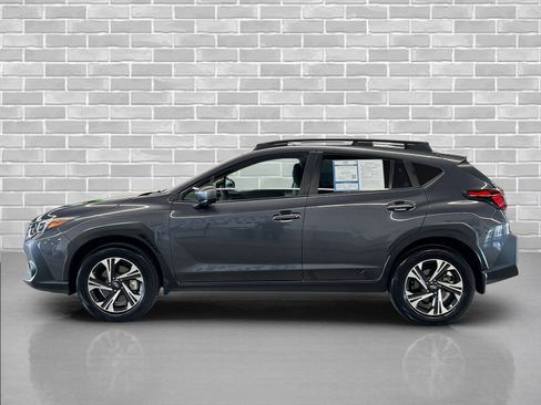 Used 2024 Subaru Crosstrek 2.0i Premium image 2