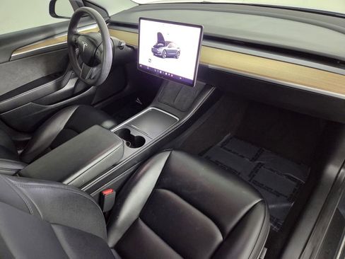 Used 2023 Tesla Model 3 Standard Range image 28