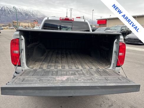 Used 2020 Chevrolet Colorado ZR2 image 13