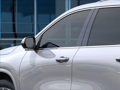 New 2026 Buick Enclave Avenir w/ Super Cruise Package FWD image 12