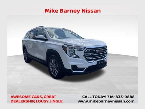 Used 2024 GMC Terrain SLT AWD/4WD image 1