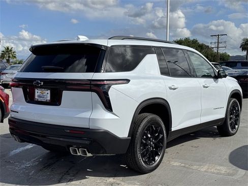 New 2026 Chevrolet Traverse LT w/ Midnight/Sport Edition image 5