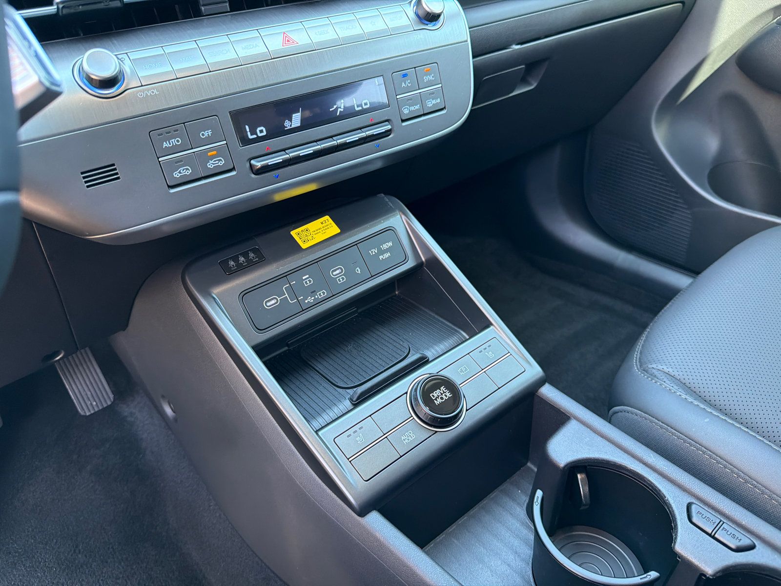 Certified 2026 Hyundai Kona SEL Premium FWD image 31