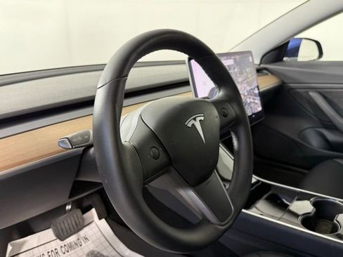 Used 2020 Tesla Model 3 Long Range image 16
