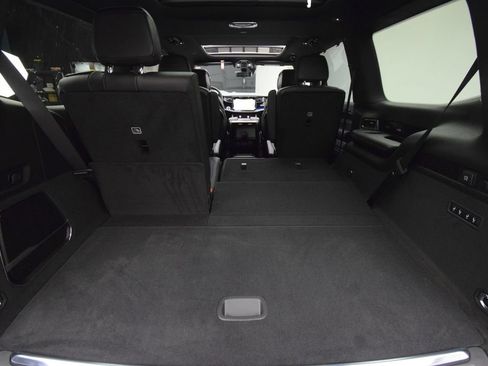 New 2026 Jeep Grand Wagoneer Summit AWD/4WD image 40