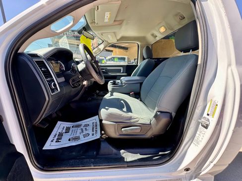 Used 2018 RAM 5500 Tradesman w/ Power & Remote Entry Group image 8